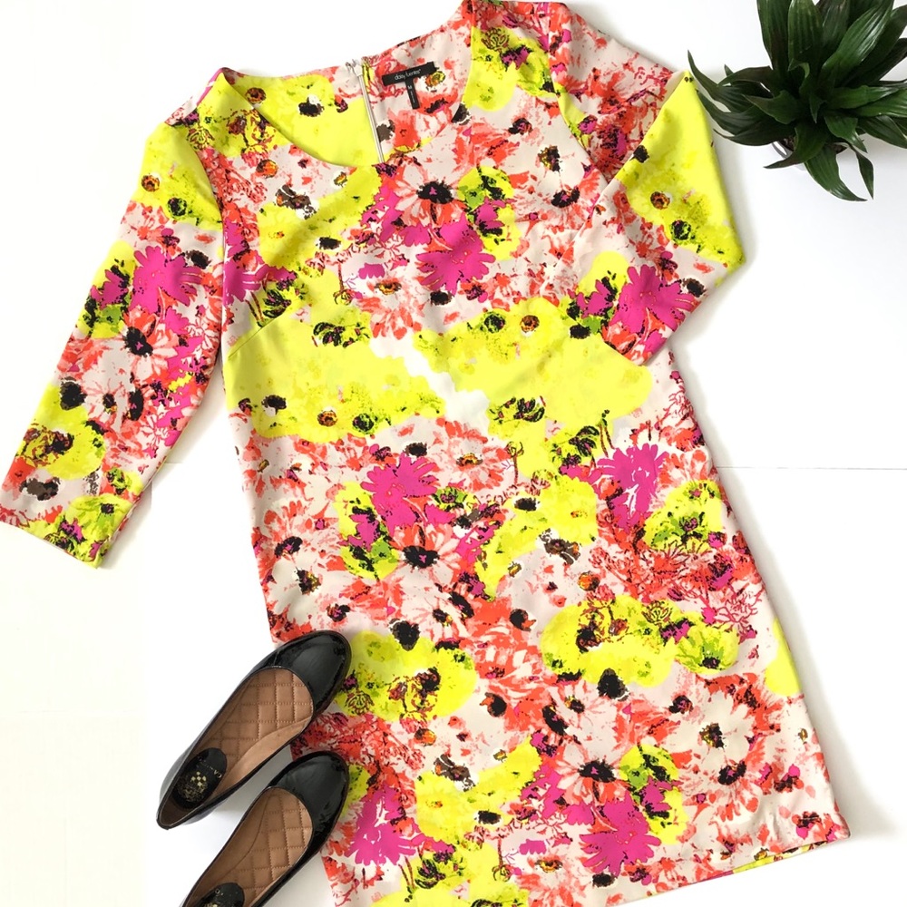 Daisy Fuentes digital florals shift dress sz M EUC